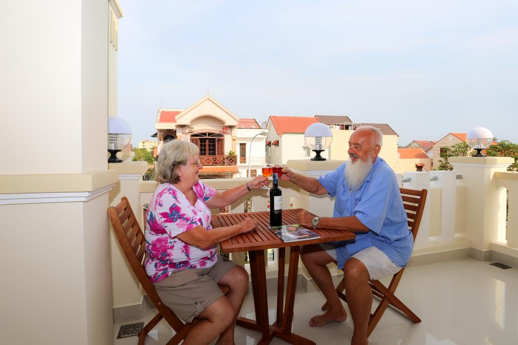 Phoenix Homestay Hoi An Exterior photo