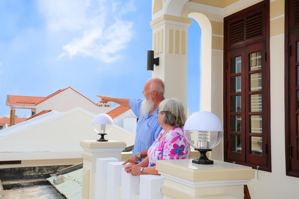 Phoenix Homestay Hoi An Exterior photo