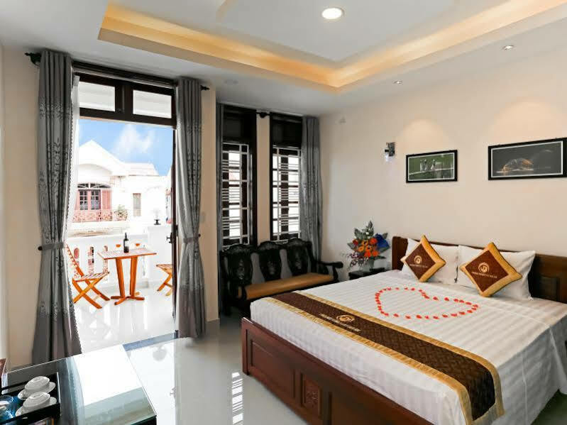 Phoenix Homestay Hoi An Exterior photo